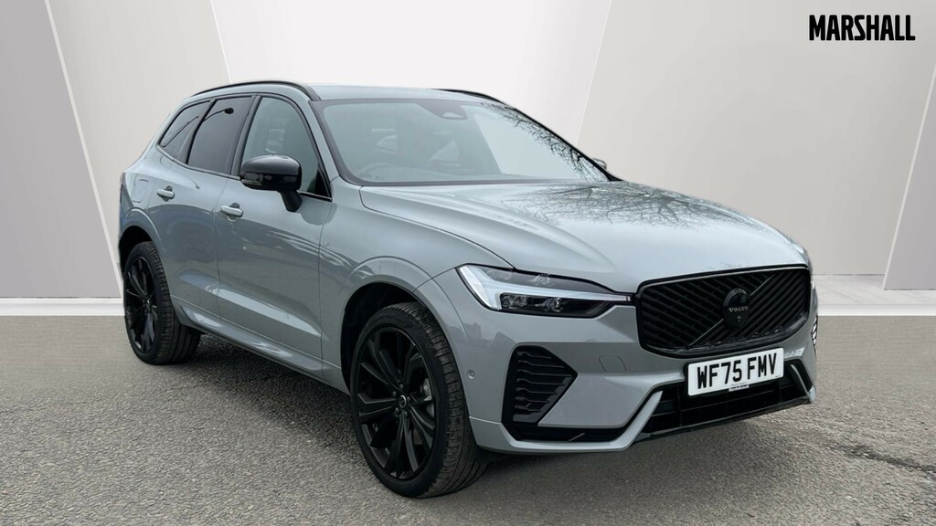 Volvo XC60 Xc60 2.0 B5p Plus Black Edition Awd Geartronic Grey