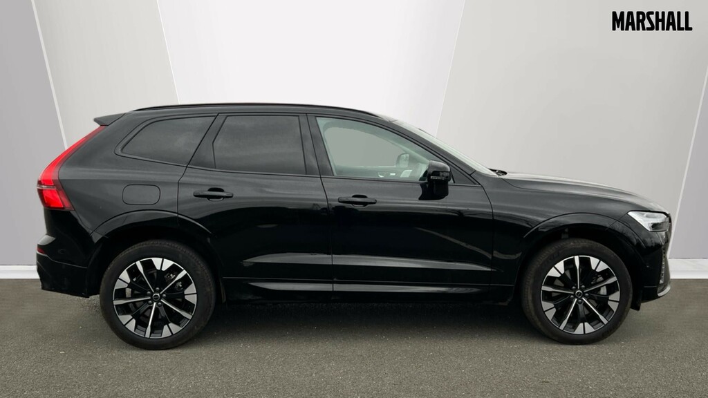 Volvo XC60 Xc60 2.0 B5p Ultra Dark Awd Geartronic WF75CNJ Black #3