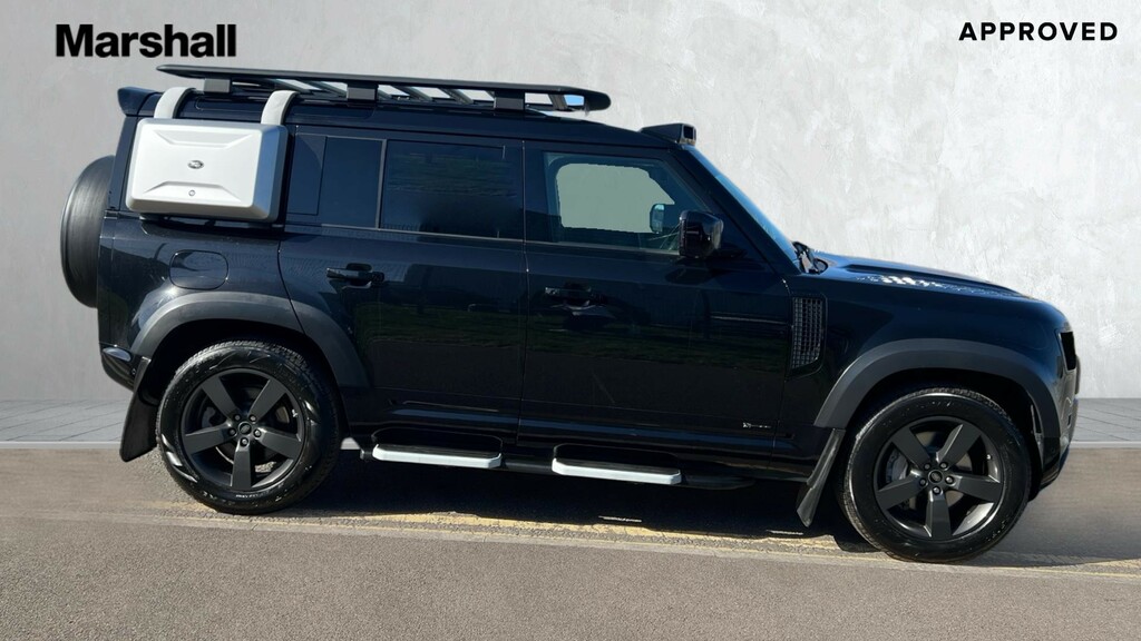 Land Rover Defender 110 Defender 3.0 D300 X-dynamic Hse 110 YN21ZHP Black #5