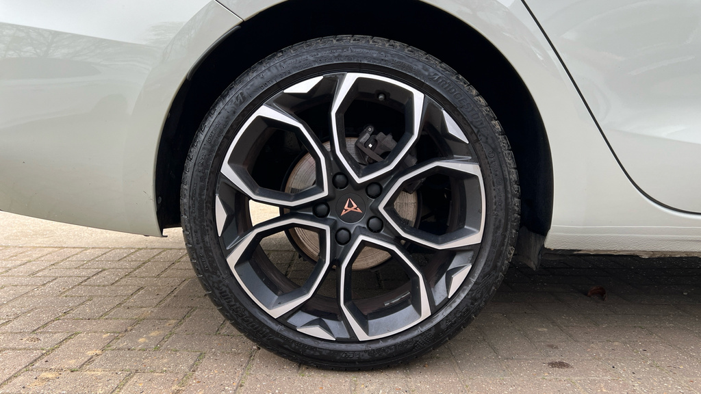 Cupra Leon Leon 1.5 Tsi 150 V1 DE25PZA Grey #5
