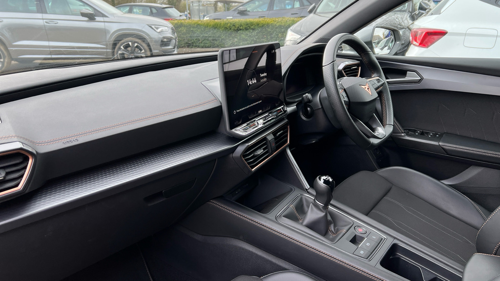 Cupra Leon Leon 1.5 Tsi 150 V1 DE25PZA Grey #2