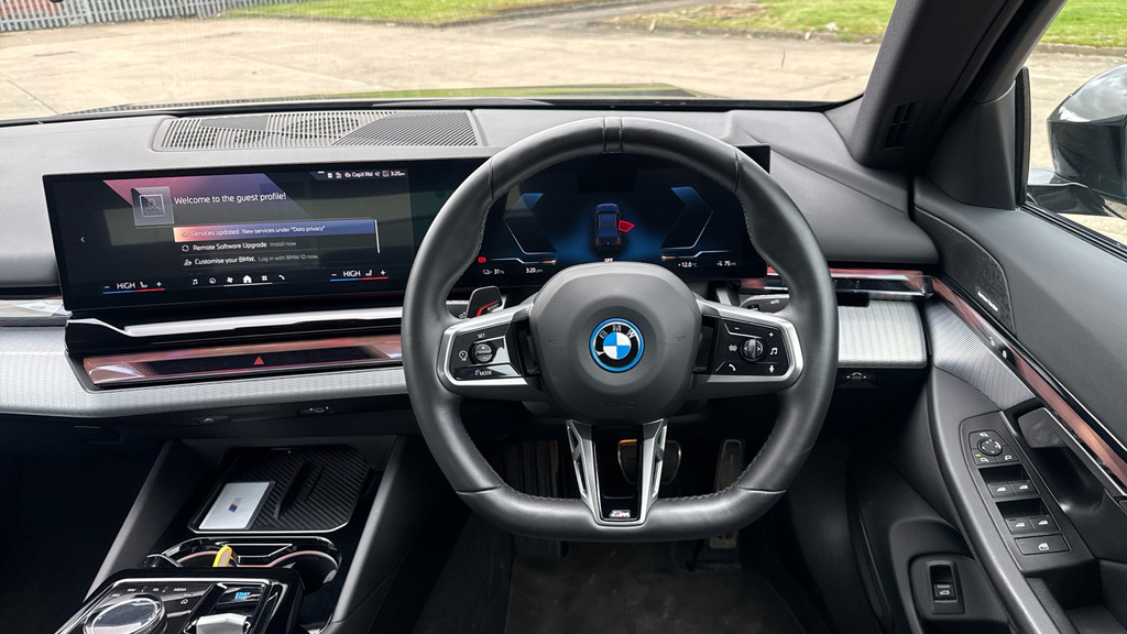 BMW i5 I5 250Kw Edrive40 M Sport Pro 84Kwh Black #5