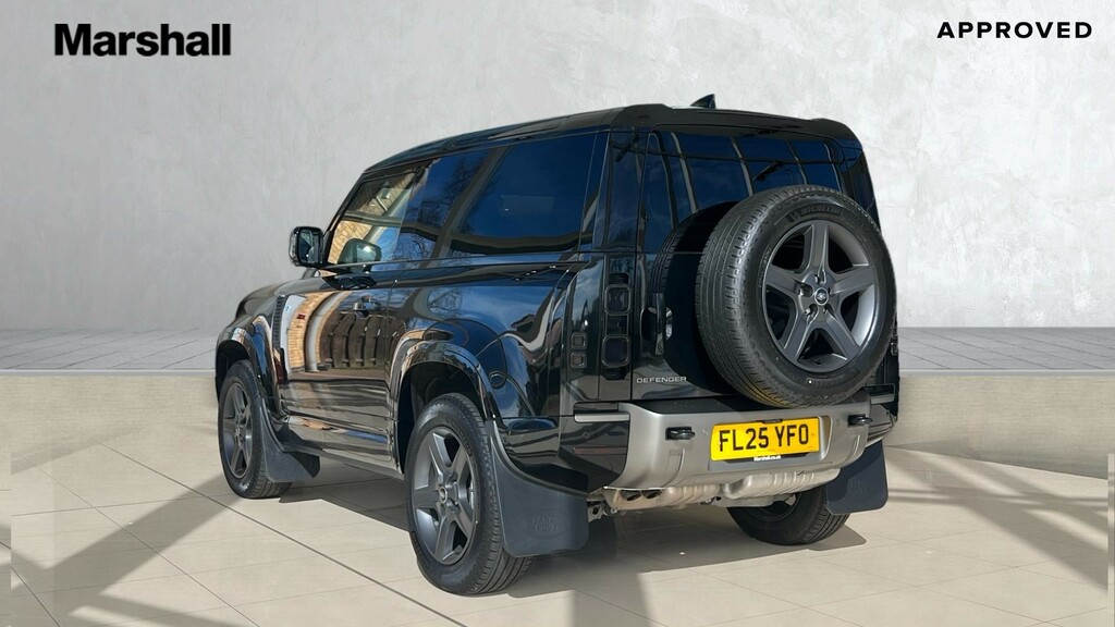 Land Rover Defender 90 Defender 3.0 D250 X-dynamic Se 90 FL25YFO Black #2