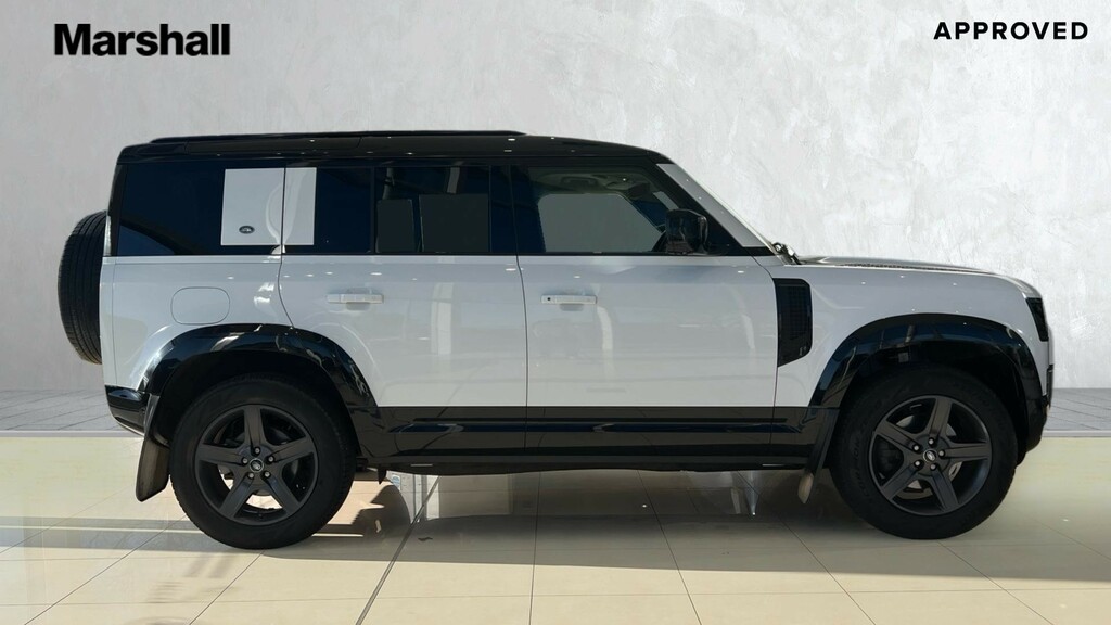 Land Rover Defender 110 Defender 3.0 D250 X-dynamic Se 110 FE24PZH White #5
