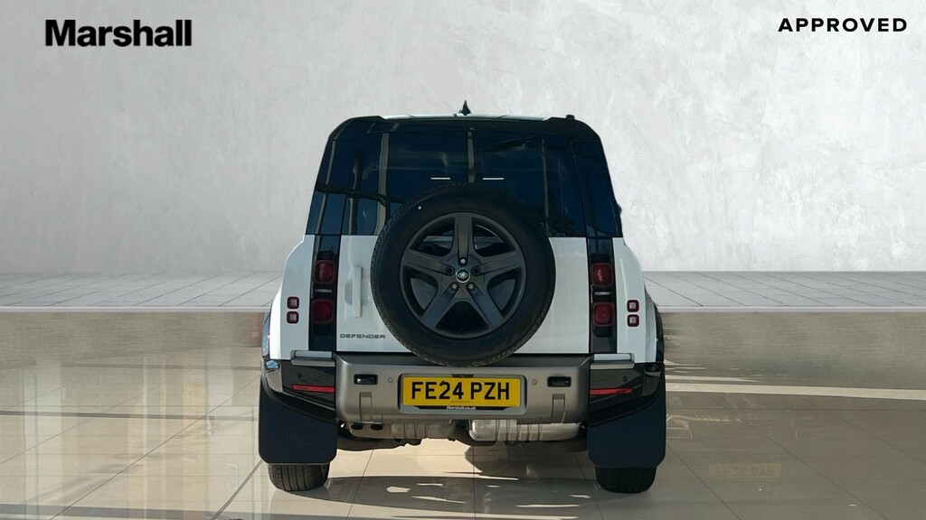 Land Rover Defender 110 Defender 3.0 D250 X-dynamic Se 110 FE24PZH White #6
