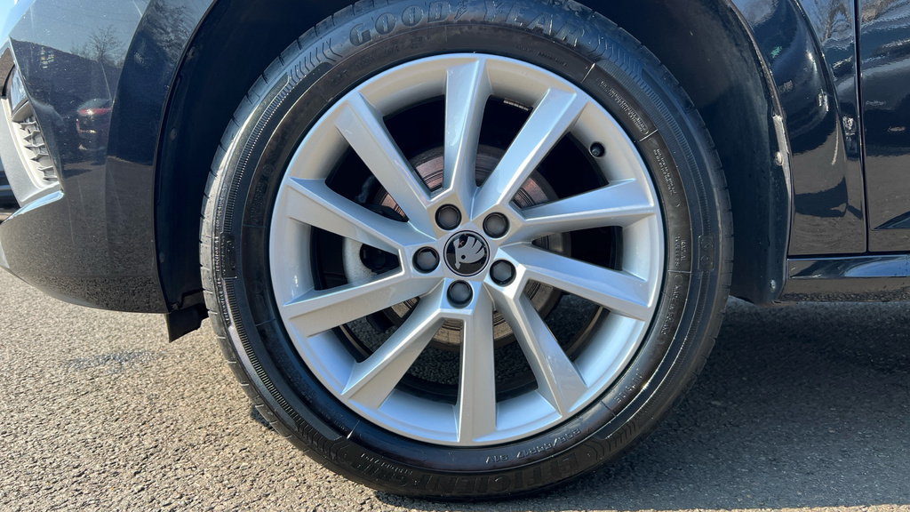 Skoda Kamiq Kamiq 1.0 Tsi Se Edition Dsg GL25ZBP Black #5