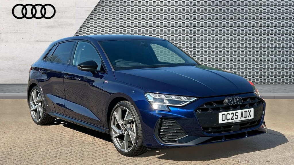 Audi A3 A3 35 Tfsi Black Edition S Tronic Blue