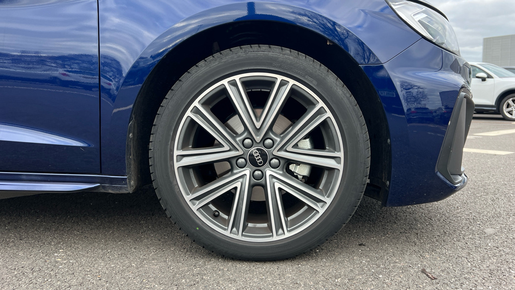 Audi A1 Audi A1 Sportback 30 Tfsi 116 S Line S Tronic WA26ZGF Blue #5