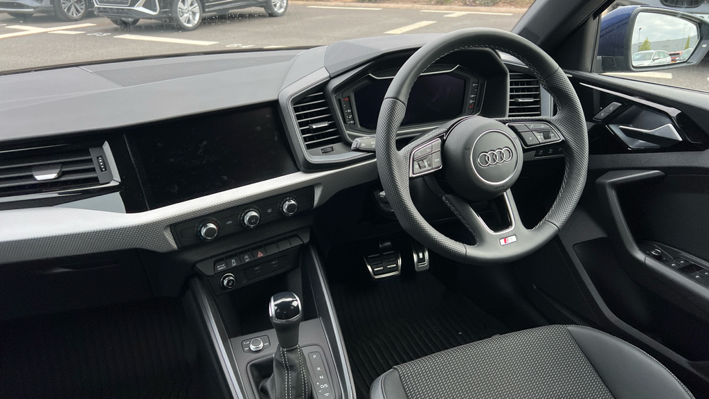 Audi A1 Audi A1 Sportback 30 Tfsi 116 S Line S Tronic WA26ZGF Blue #2