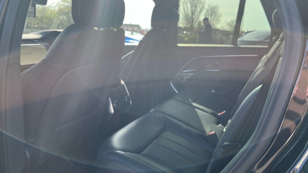 Land Rover Range Rover Range Rover 3.0 P440e Hse YK23UYU Black #4