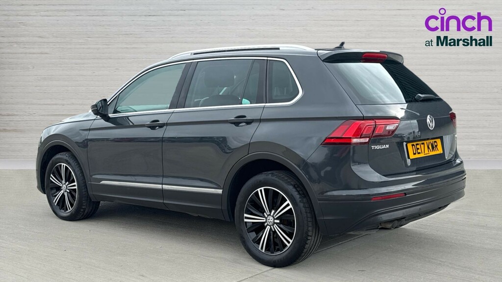 Volkswagen Tiguan Tiguan 2.0 Tdi 150 4Motion Se Nav Dsg DE17KWR Grey #5