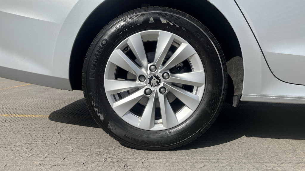 Skoda Octavia Octavia 1.5 Tsi E-tec Se Technology Dsg GK25LJJ Silver #5