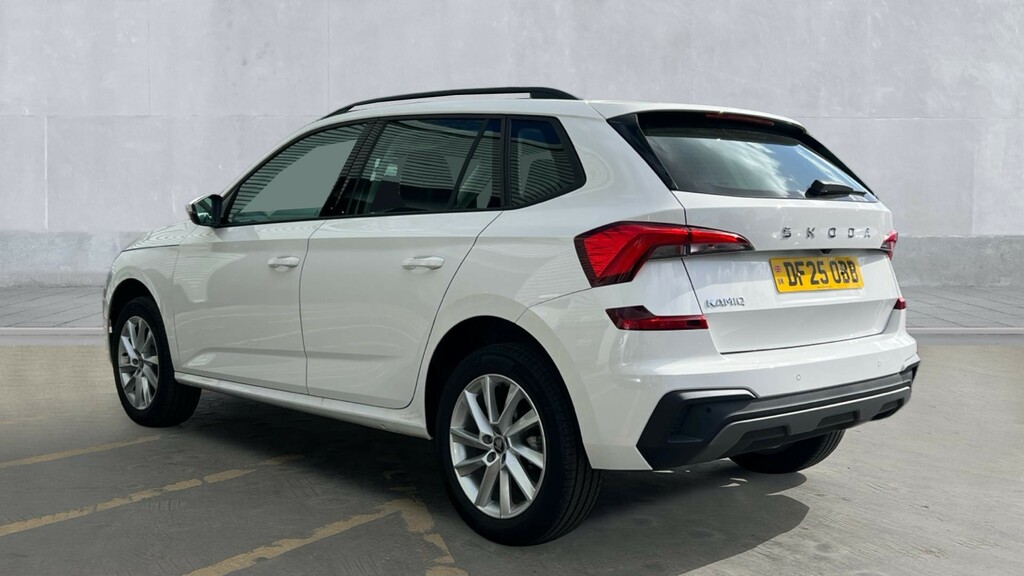Skoda Kamiq Kamiq 1.0 Tsi 95 Se Edition DF25OBB White #3