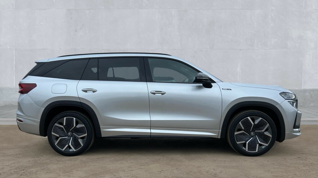 Skoda Kodiaq Kodiaq 1.5 Tsi Iv 204 Sportline Dsg KR75PTO Silver #4