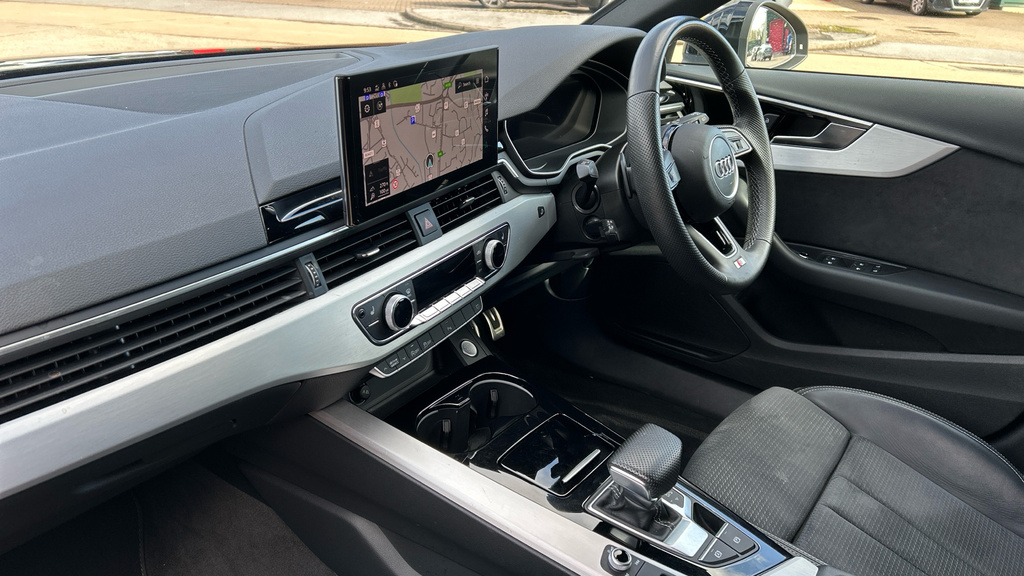 Audi A4 Avant A4 35 Tdi S Line S Tronic WF72VZS Black #2