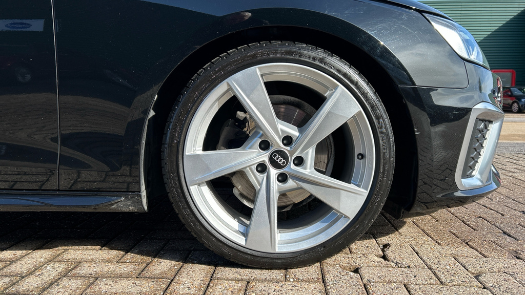 Audi A4 Avant A4 35 Tdi S Line S Tronic WF72VZS Black #5