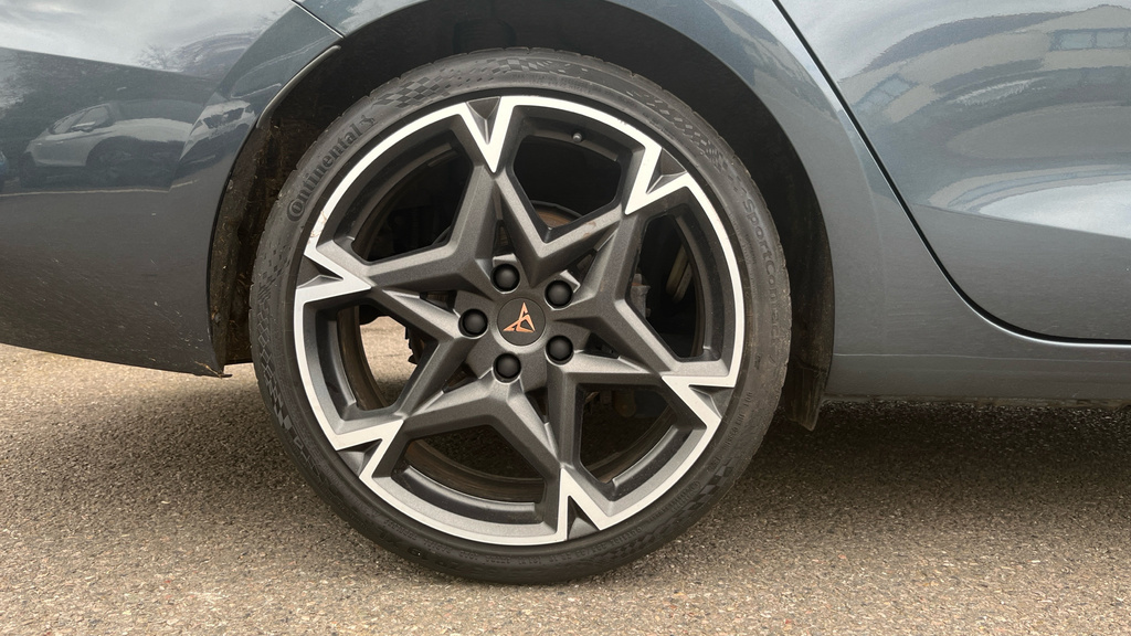 Cupra Leon Leon 1.5 Tsi 150 V2 KS25FXM Grey #5
