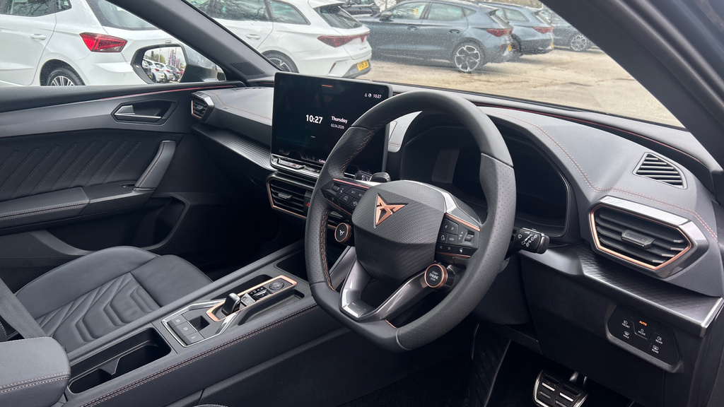 Cupra Leon Leon 1.5 Etsi 150 V3 Dsg KT75RYF Blue #6