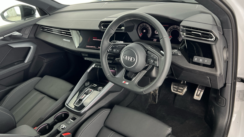 Audi A3 A3 1.5 Tfsi 150 Black Edition S Tronic KN75XHK White #6