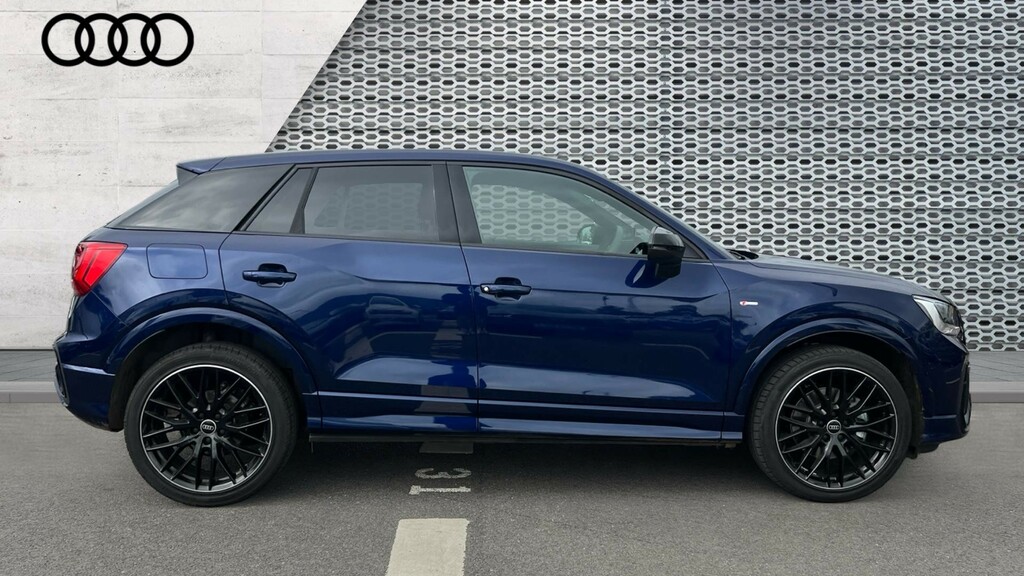 Audi Q2 Audi Q2 Estate 35 Tfsi Black Edition S Tronic WA26ZFZ Blue #4