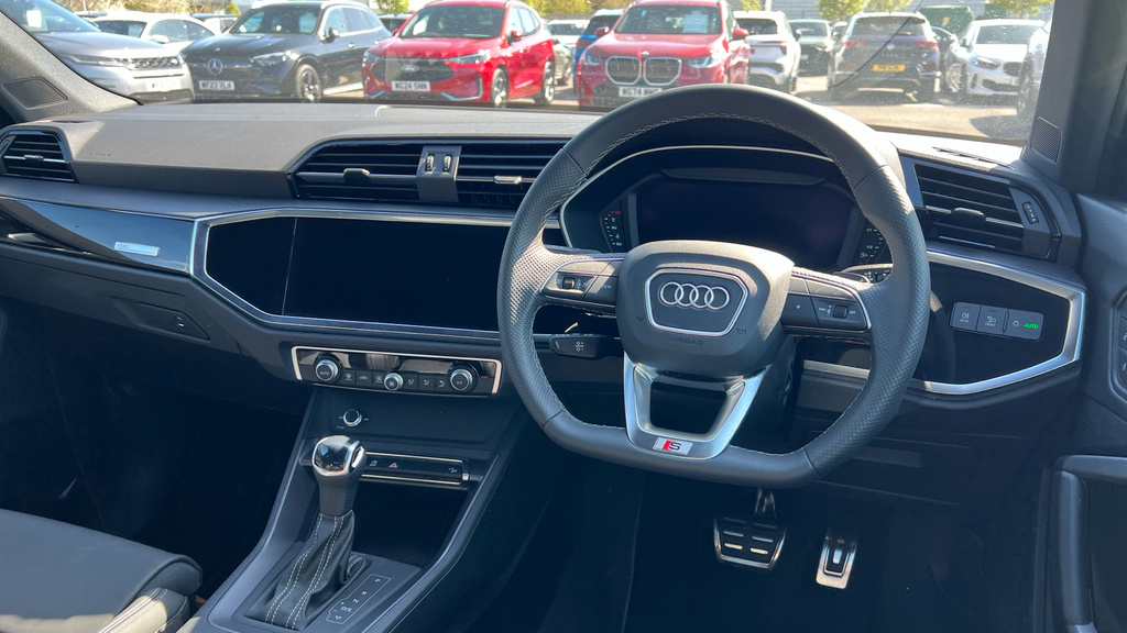 Audi Q3 Q3 35 Tfsi Black Edition S Tronic 20 Alloy LS75RYD Blue #6