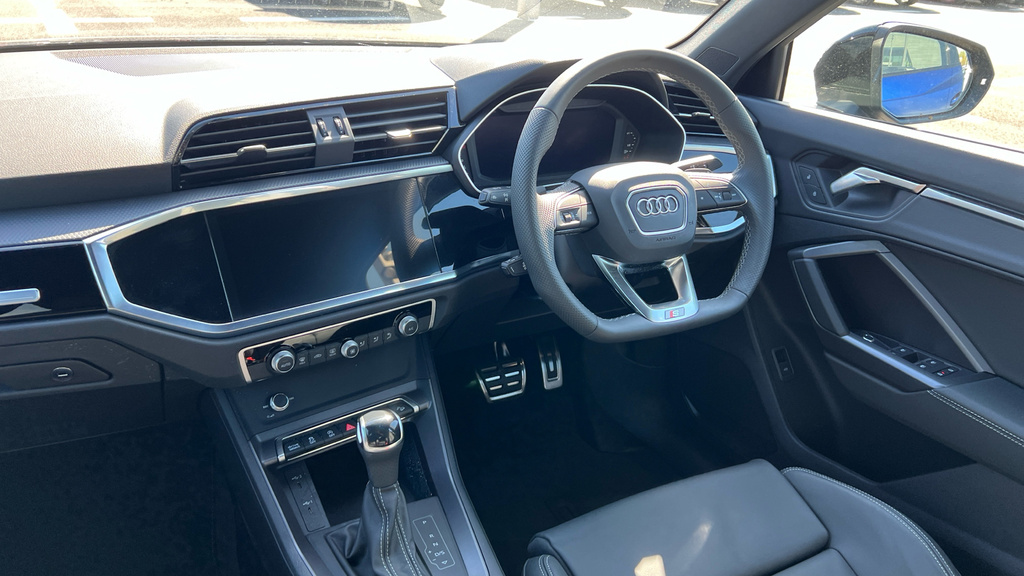 Audi Q3 Q3 35 Tfsi Black Edition S Tronic 20 Alloy LS75RYD Blue #2