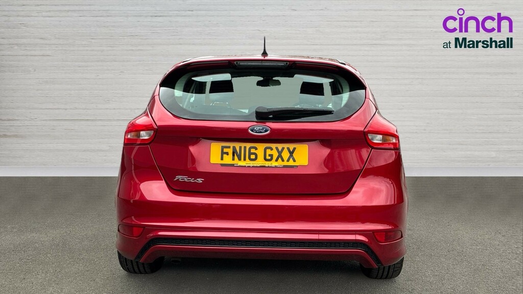 Ford Focus Focus 1.5 Tdci 120 Zetec S FN16GXX Red #4