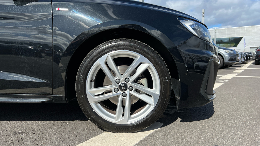 Audi A1 A1 30 Tfsi 110 S Line S Tronic BM23NGZ Black #5