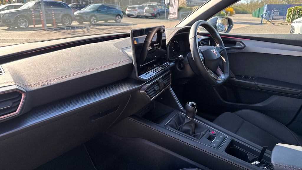 Cupra Leon Leon 1.5 Tsi 150 V2 KS25VVT Black #2