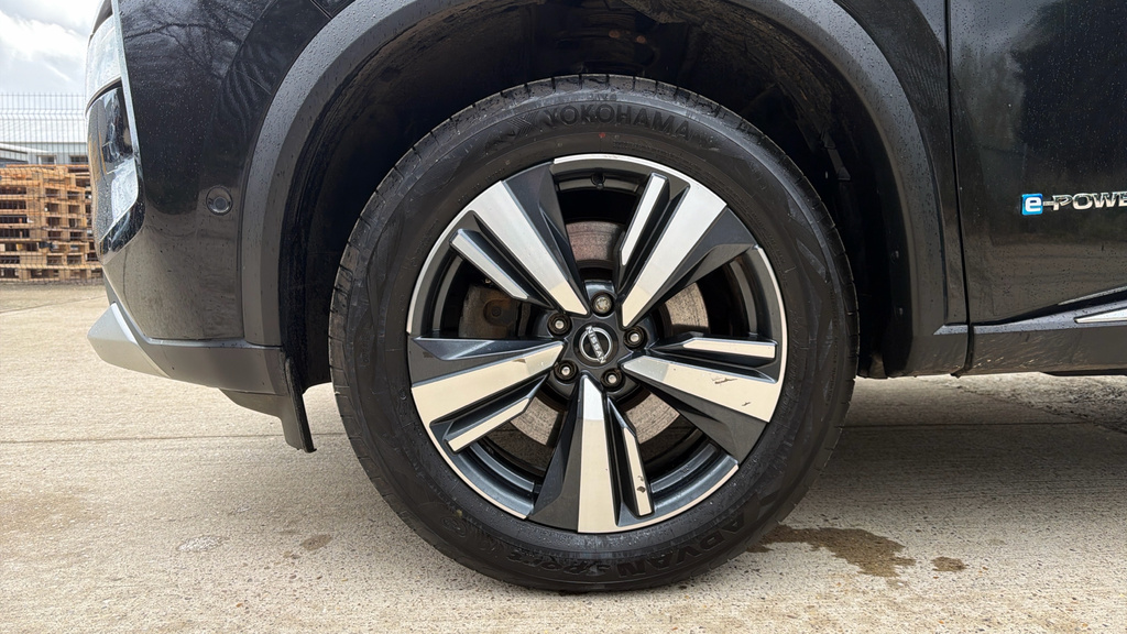 Nissan X-Trail X-trail 1.5 E-power E-4orce 213 Tekna FY72VSK Black #4
