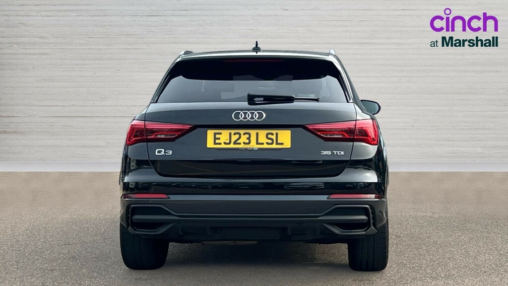 Audi Q3 Q3 35 Tdi Black Edition S Tronic EJ23LSL Black #4