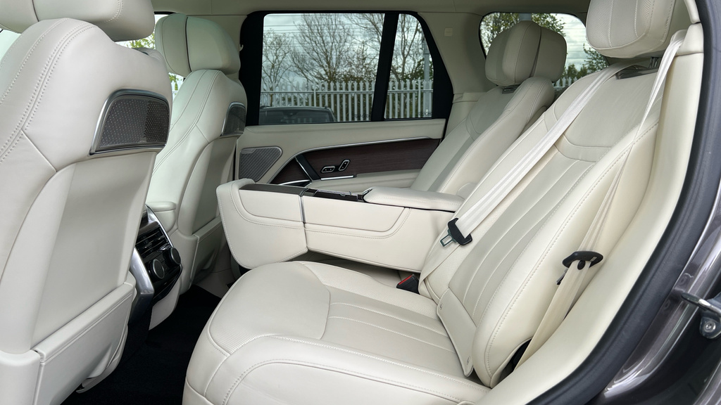 Land Rover Range Rover Range Rover 3.0 P550e DC73CXX Grey #4