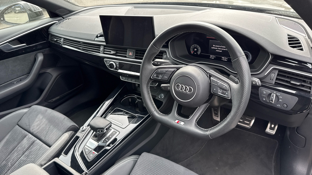 Audi A4 Avant A4 35 Tfsi Black Edition S Tronic Comfortsou Black #6