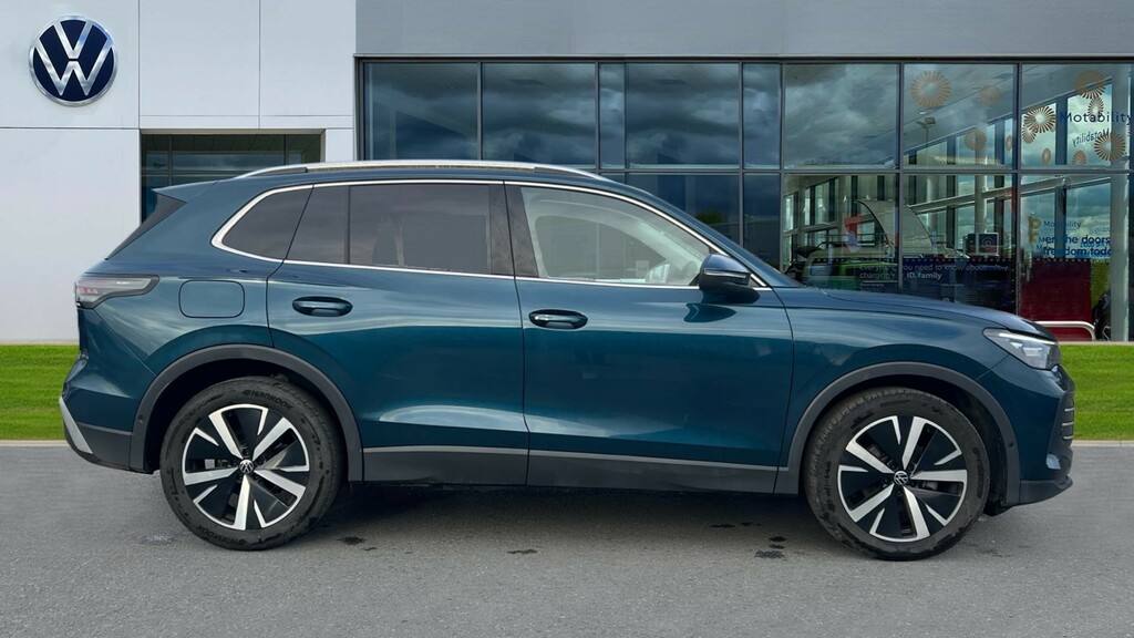 Volkswagen Tiguan Tiguan 1.5 Etsi 150 Elegance Dsg WJ25GFG Blue #4