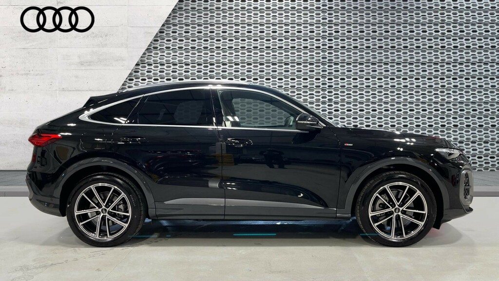 Audi Q5 Audi Q5 Sportback Launch Edition Tdi Quattro 204 P LX26OSO Black #4