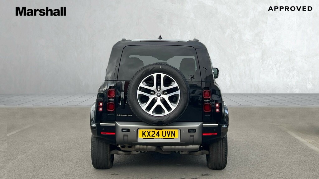 Land Rover Defender 110 Defender 3.0 D300 X-dynamic Se 110 KX24UVN Black #6