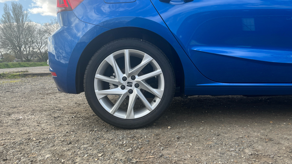 Seat Ibiza Ibiza 1.0 Tsi 115 Fr Dsg KR75YKU Blue #5