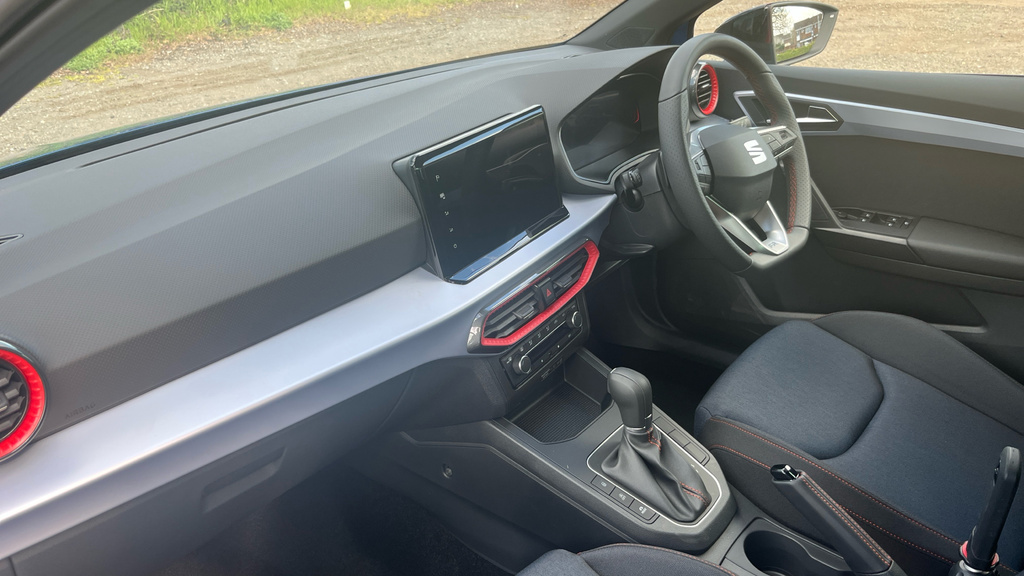 Seat Ibiza Ibiza 1.0 Tsi 115 Fr Dsg KR75YKU Blue #2