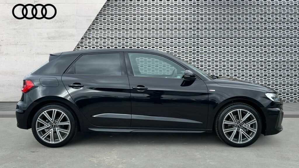 Audi A1 Audi A1 Sportback S Line 35 Tfsi 150 Ps S Tronic GJ26LHG Black #4