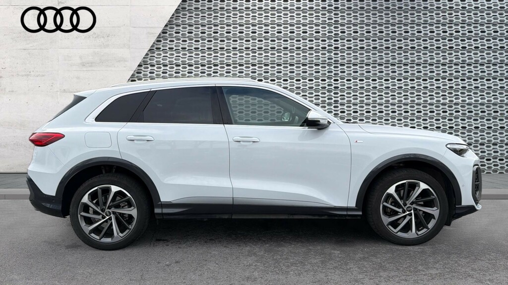Audi Q5 Audi Q5 Estate 2.0 Tfsi Quattro S Line S Troni WH75CKP White #4