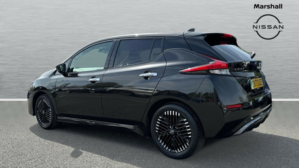 Nissan Leaf Leaf 110Kw N-connecta 39Kwh DV73UZE Black #2