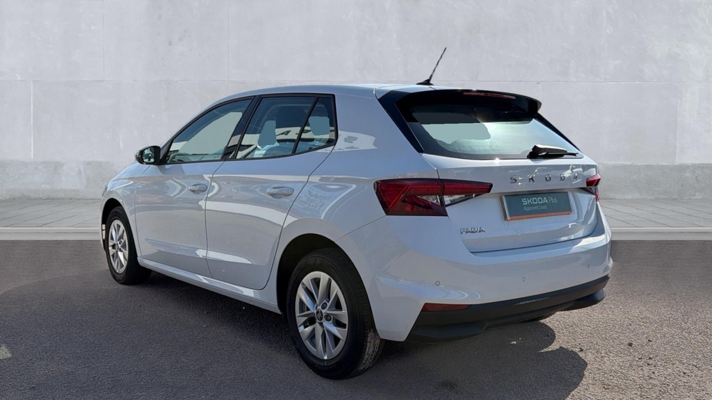 Skoda Fabia Fabia 1.0 Tsi Se Edition GL25HDU White #3