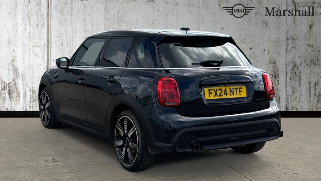 Mini Hatch Hatchback 1.5 Cooper Exclusive Premium FX24NTF Black #2