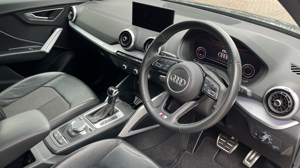 Audi Q2 Q2 35 Tfsi S Line S Tronic LV72JHE Grey #6