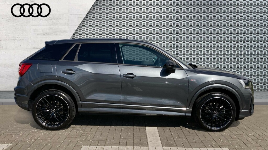 Audi Q2 Q2 35 Tfsi Black Edition S Tronic KT25WZA Grey #4