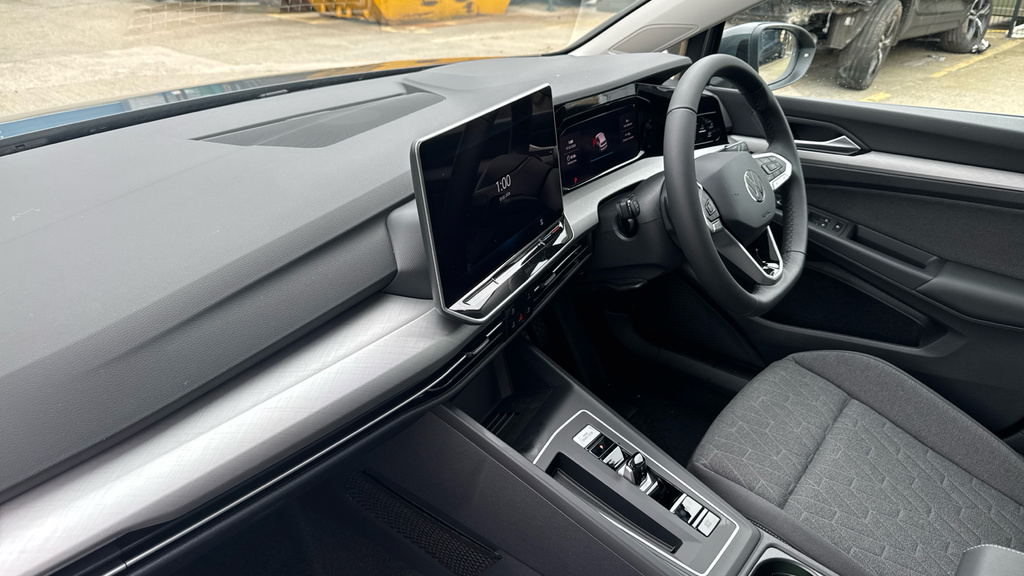Volkswagen Golf Golf Hatch Match 1.5 Tsi Ehybrid 204 Ps 6-Speed Ds EY26ZKR Grey #2
