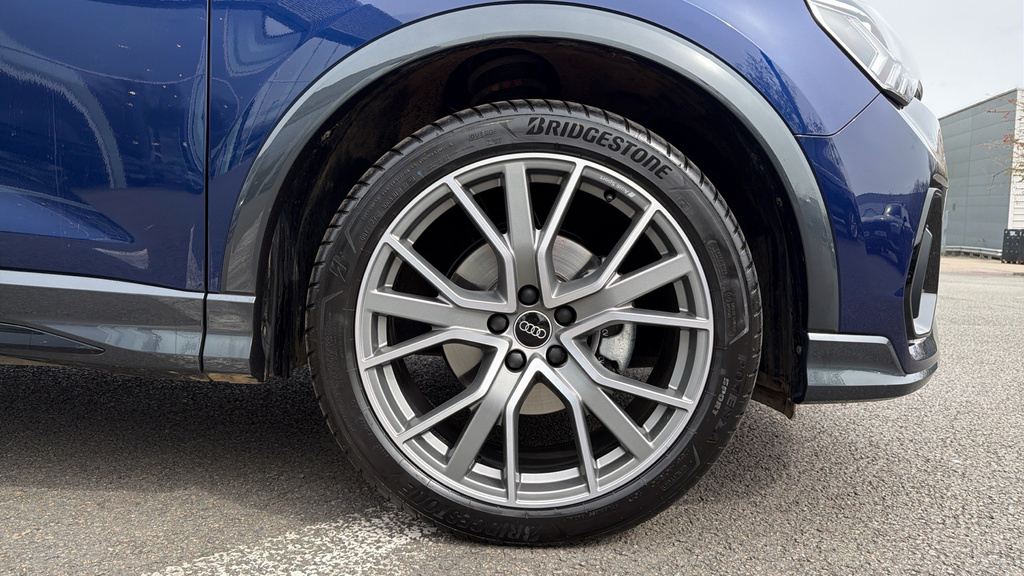Audi Q3 Q3 35 Tfsi Black Edition S Tronic 20 Alloy LM75FWT Blue #5
