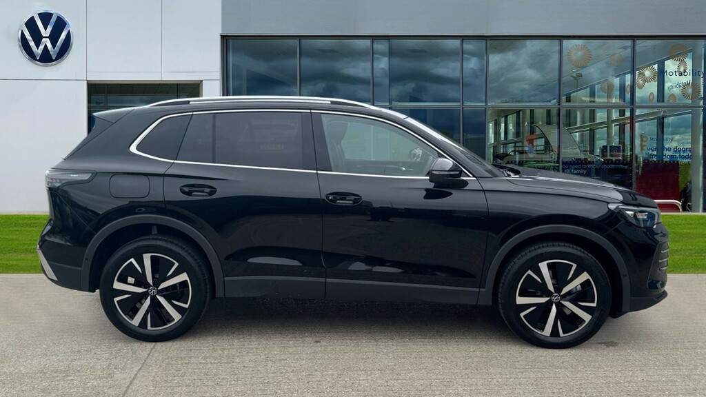 Volkswagen Tiguan Tiguan Elegance 1.5 Tsi Ehybrid 204 Ps 6-Speed Dsg Black #4