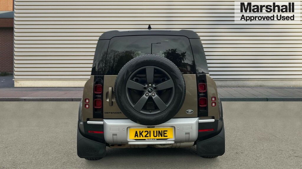 Land Rover Defender 110 Defender 3.0 D250 Hse 110 AK21UNE Brown #4