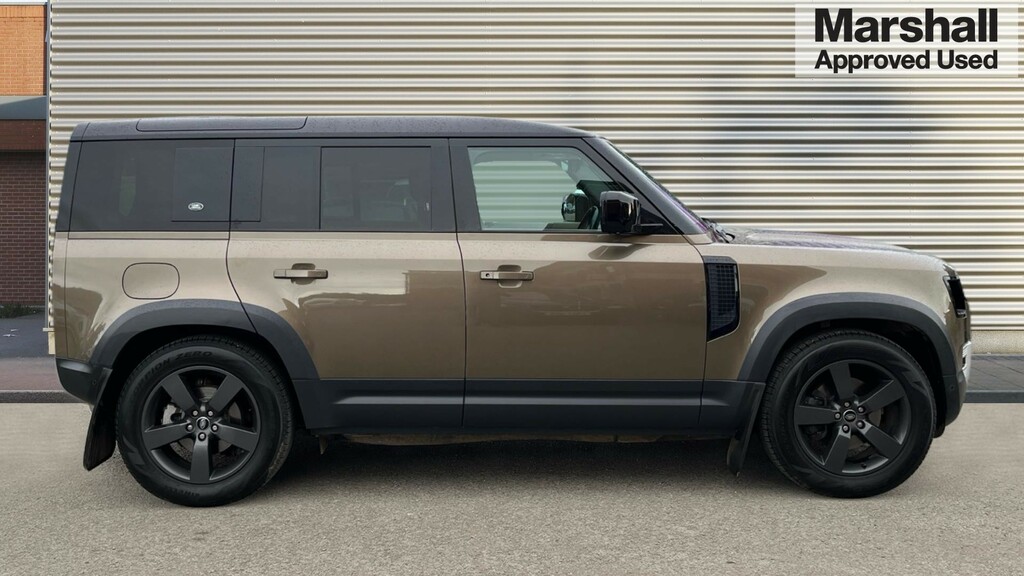 Land Rover Defender 110 Defender 3.0 D250 Hse 110 AK21UNE Brown #2